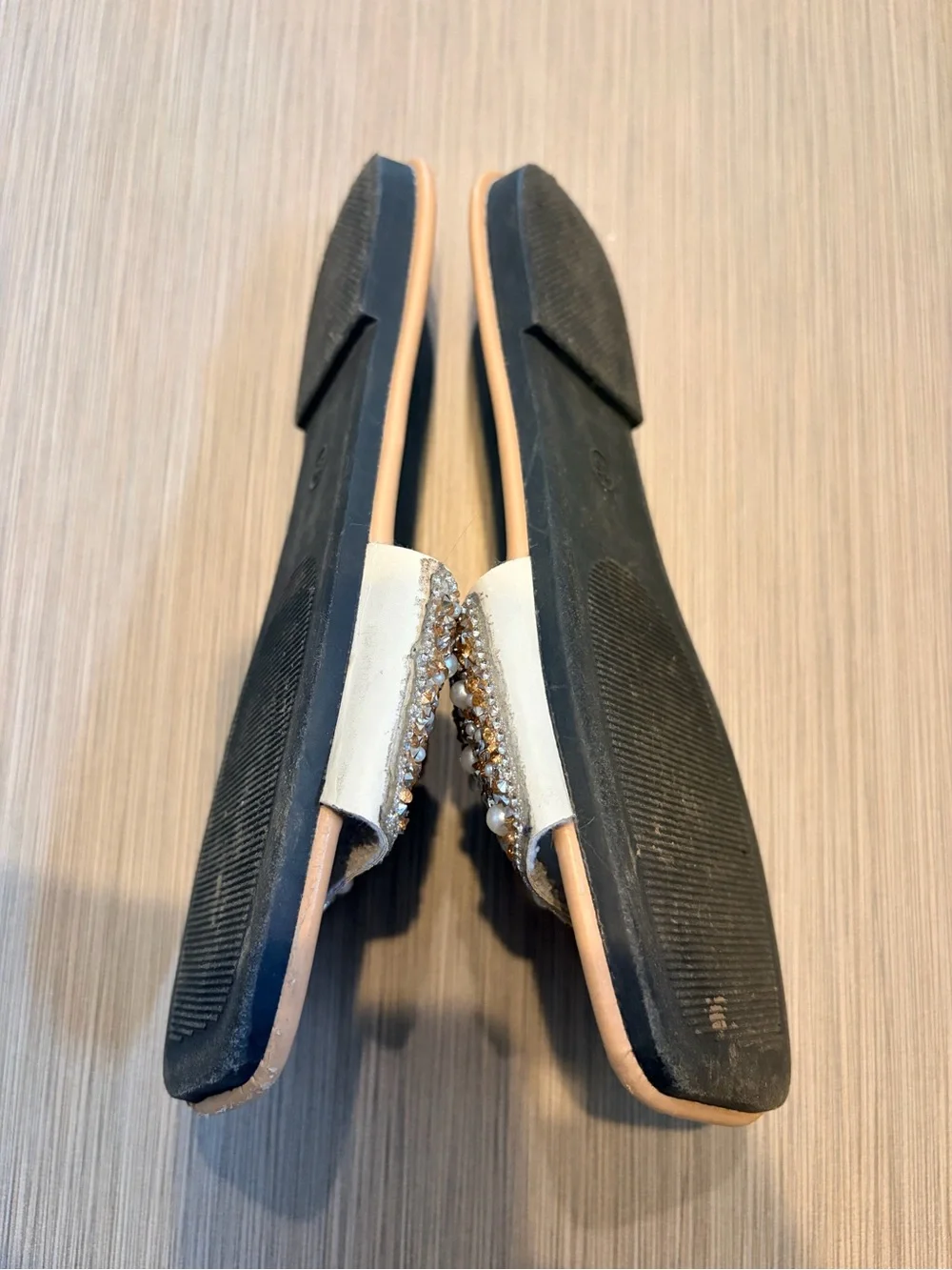 Girls size 35 sparkle gold and pearl slides